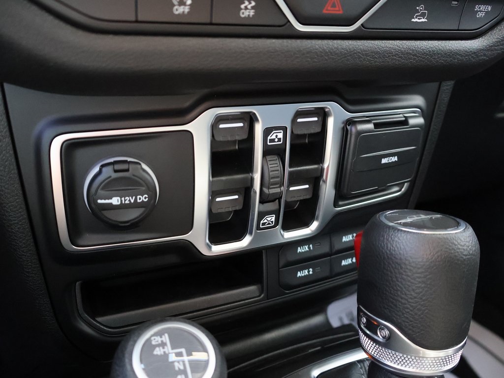 2025 Jeep Gladiator Sport S photo 34