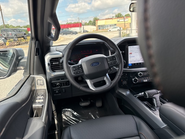 2025 Ford F-150 Lariat photo 20