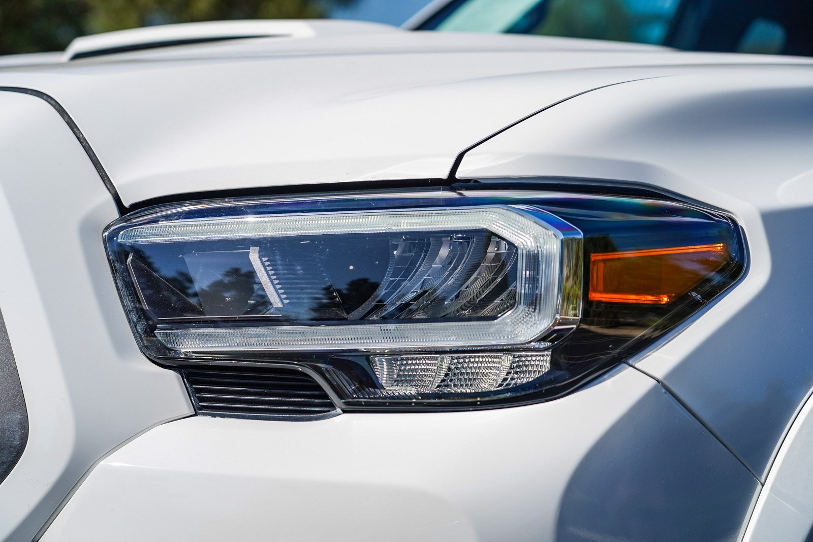 2023 Toyota Tacoma TRD Sport Access Cab photo 2