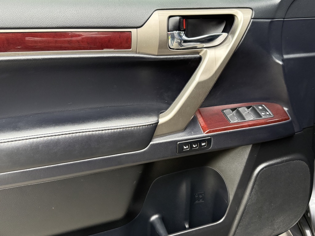 2018 Lexus GX 460 photo 10