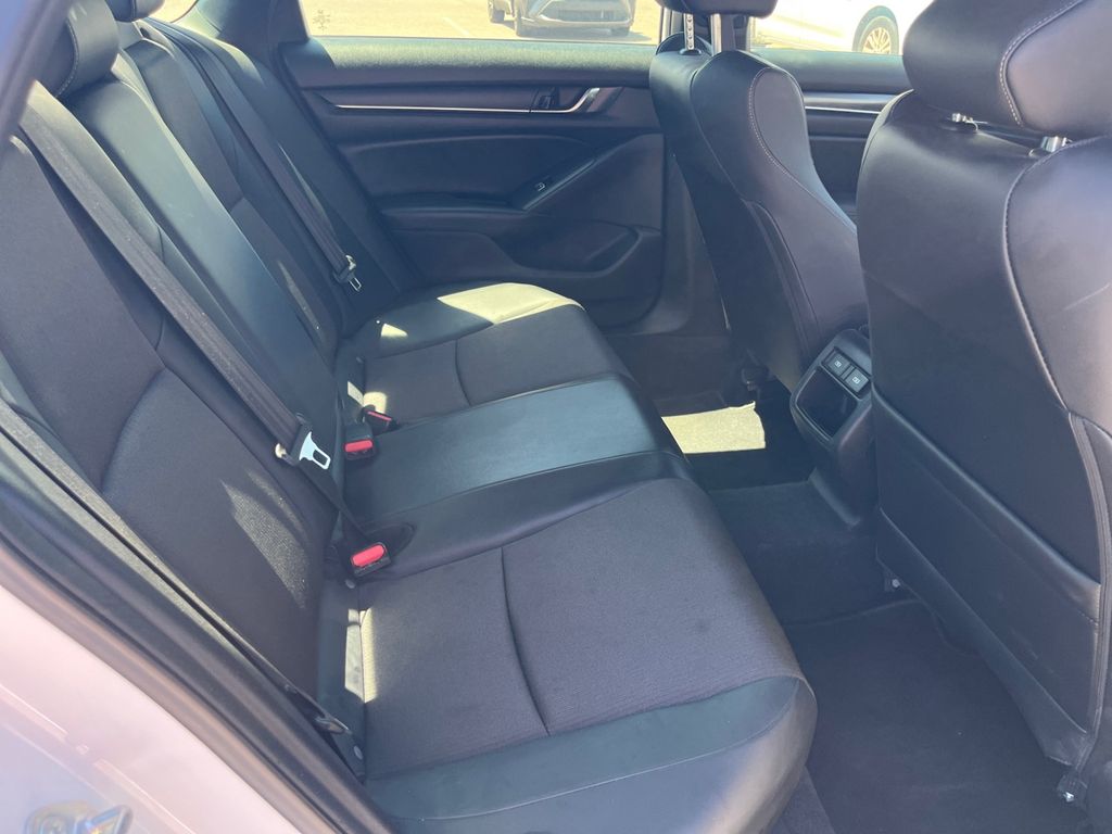 2022 Honda Accord Sport photo 17