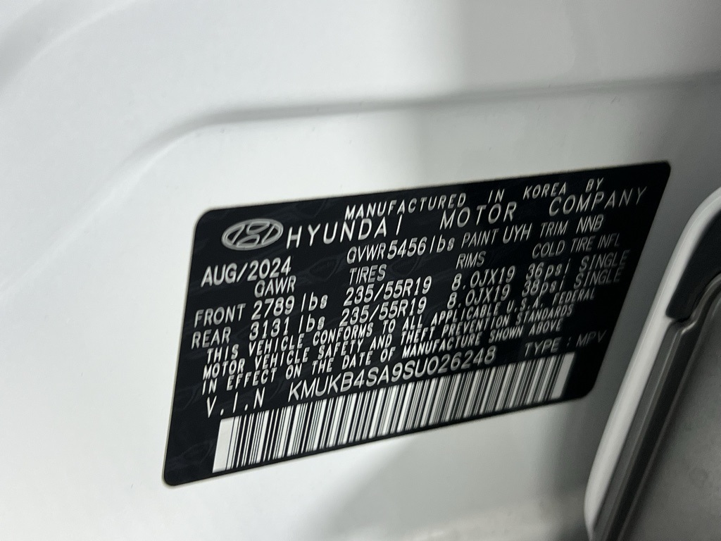 2025 Genesis GV60 RWD photo 31
