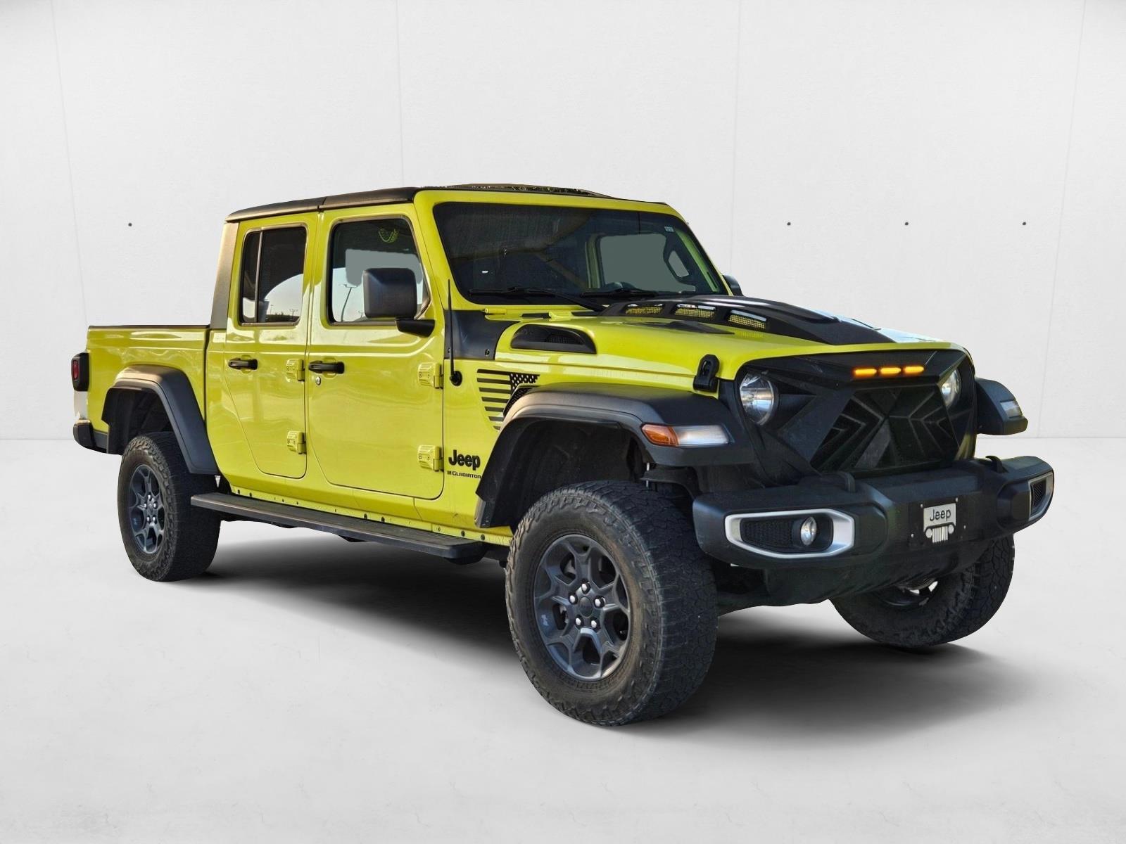 2023 Jeep Gladiator Sport photo 3