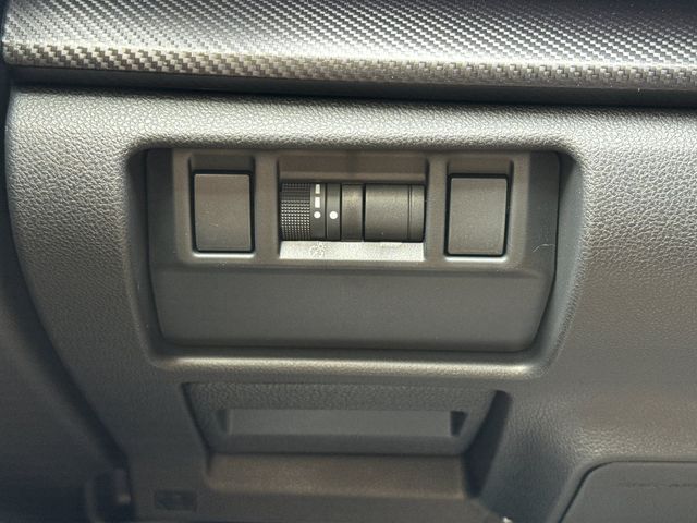 2025 Subaru Crosstrek Base photo 28