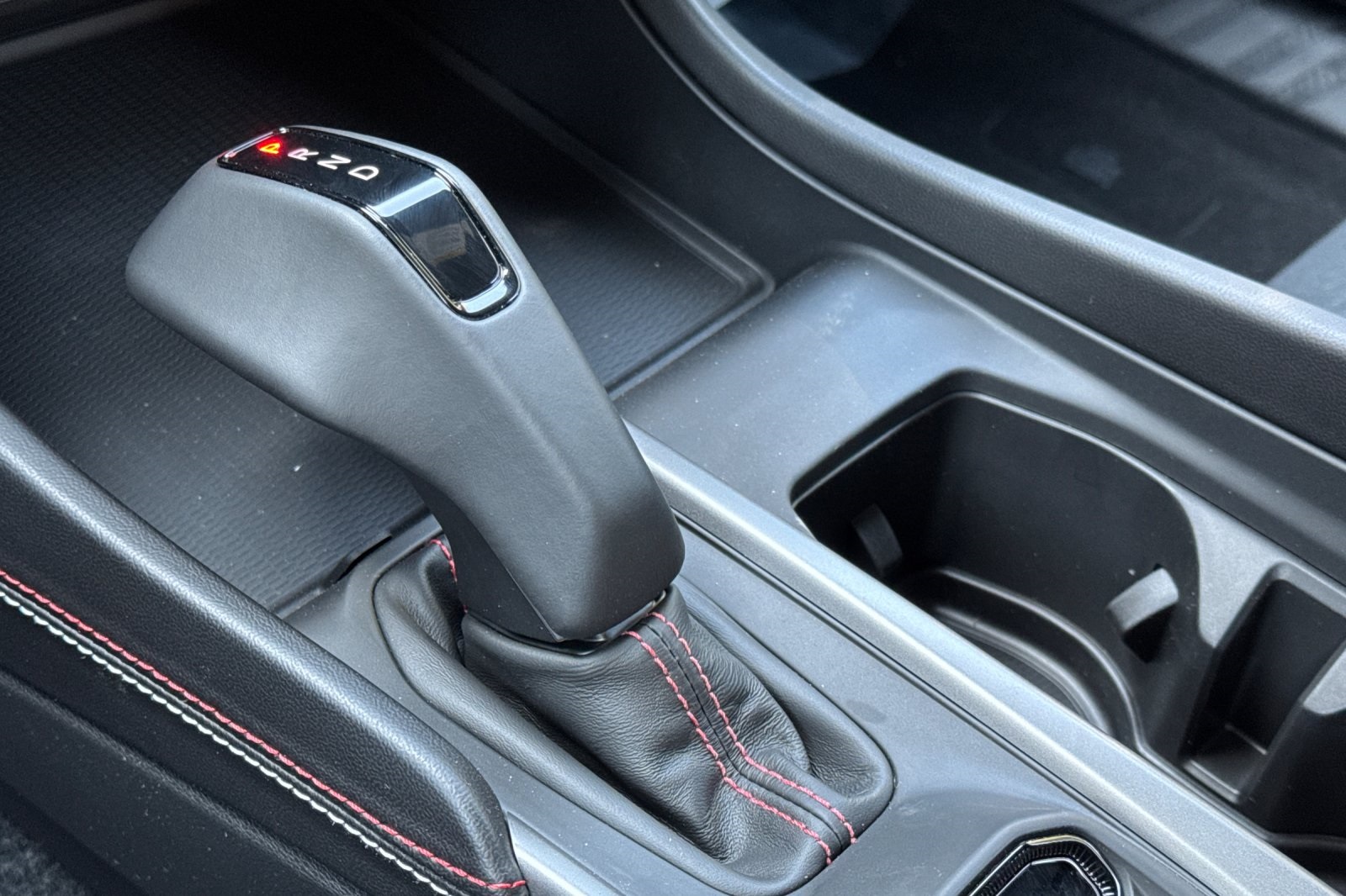 2025 Dodge Charger R/T photo 20
