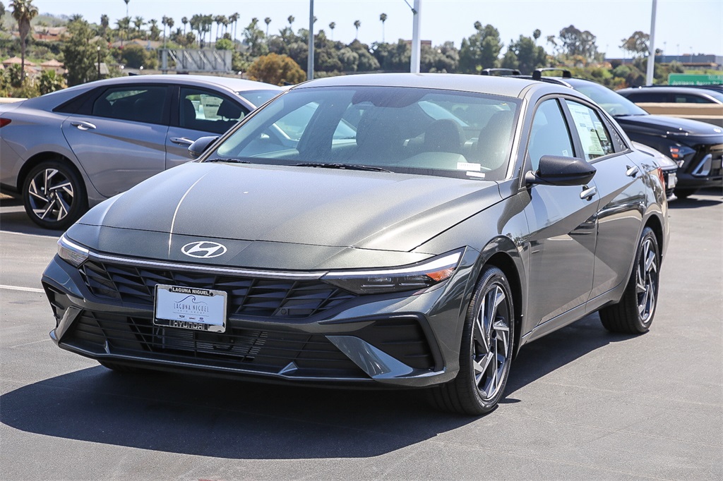 2025 Hyundai Elantra Hybrid SEL Sport photo 3