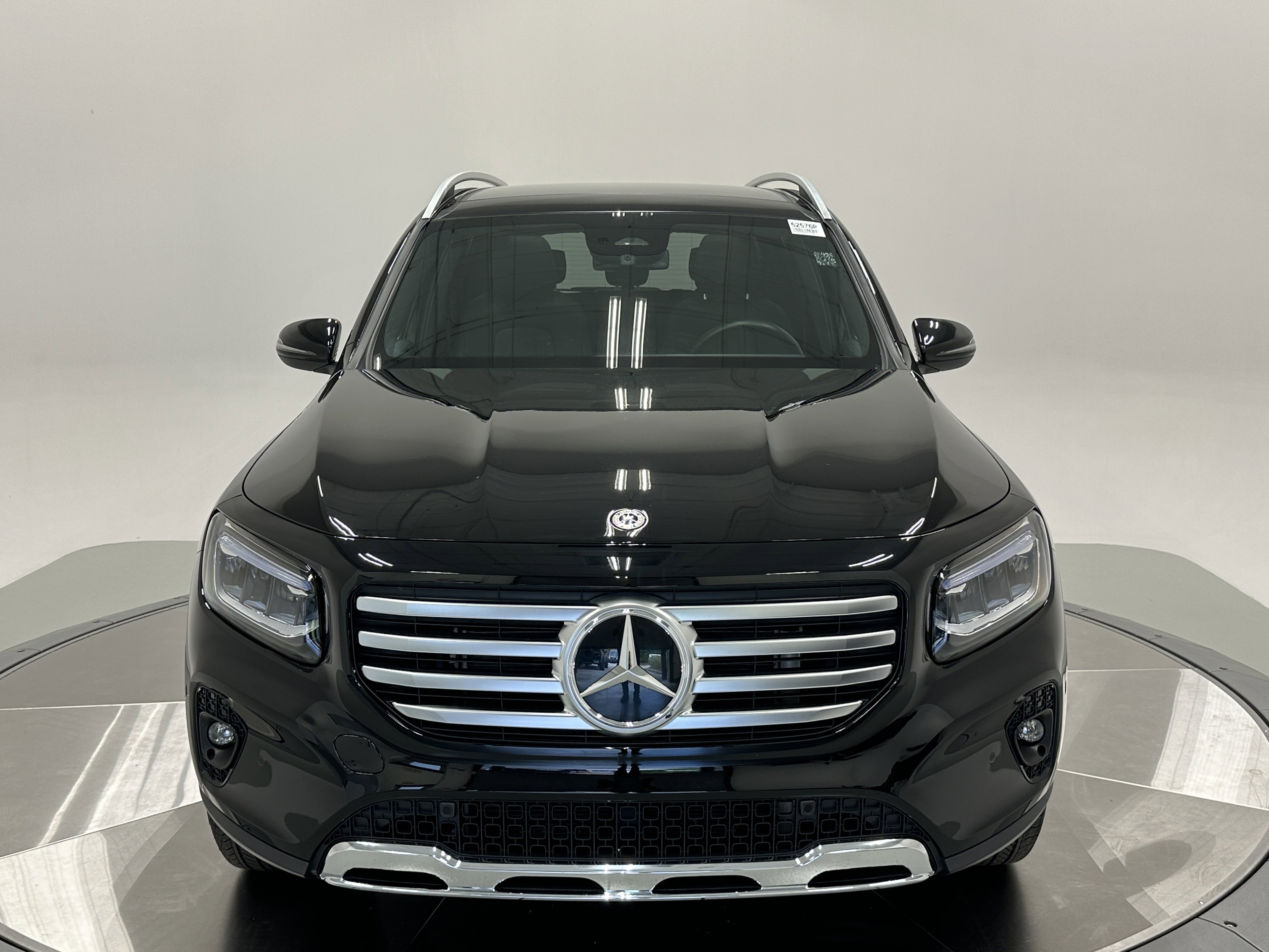 2024 Mercedes Benz GLB 250 photo 2