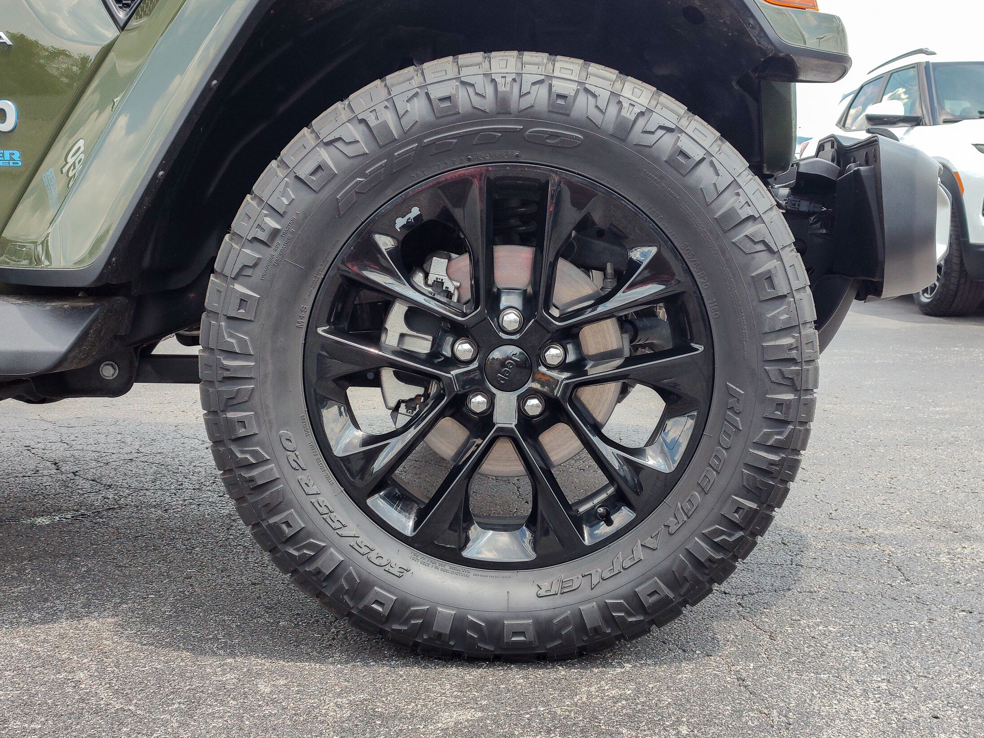 2021 Jeep Wrangler Unlimited Sahara 4xe photo 14