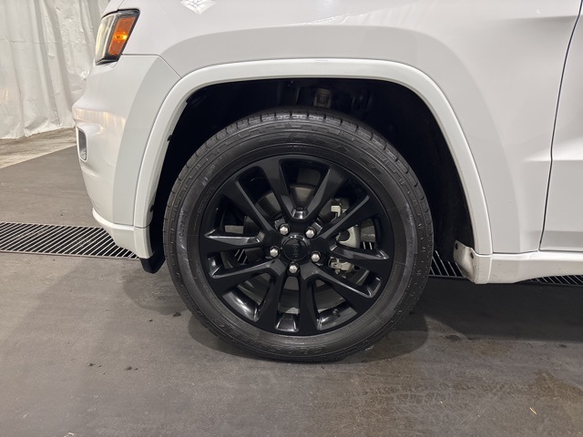 2018 Jeep Grand Cherokee Altitude photo 5