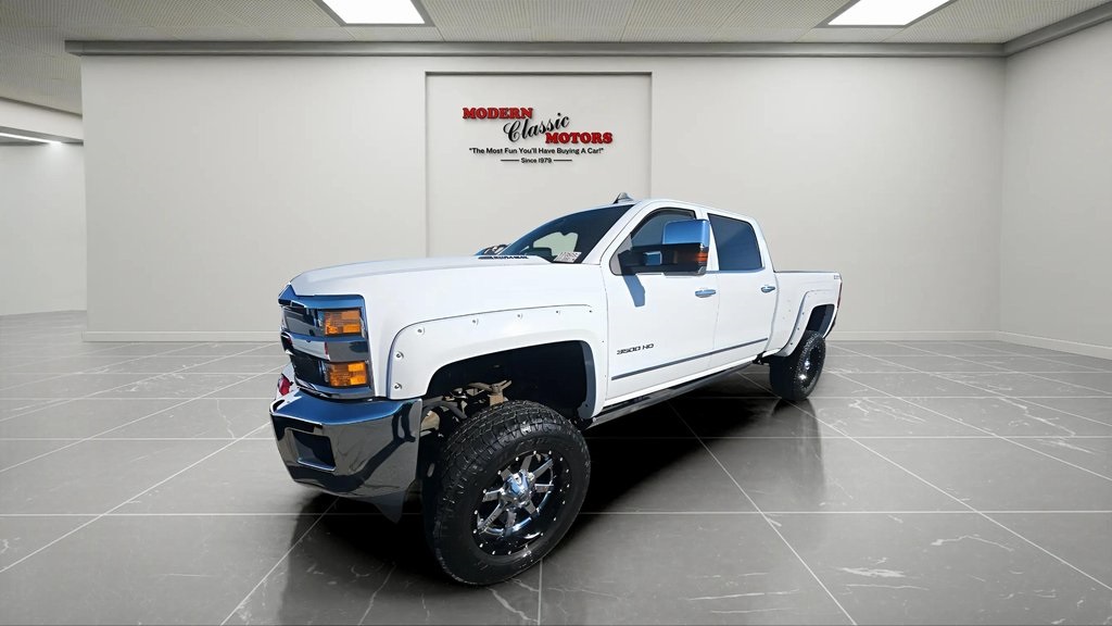 2016 Chevrolet Silverado 3500HD LTZ's photo