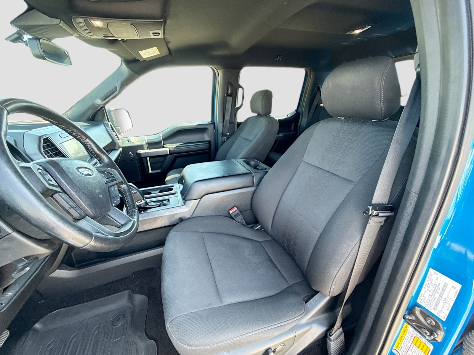 2019 Ford F-150 XLT photo 18