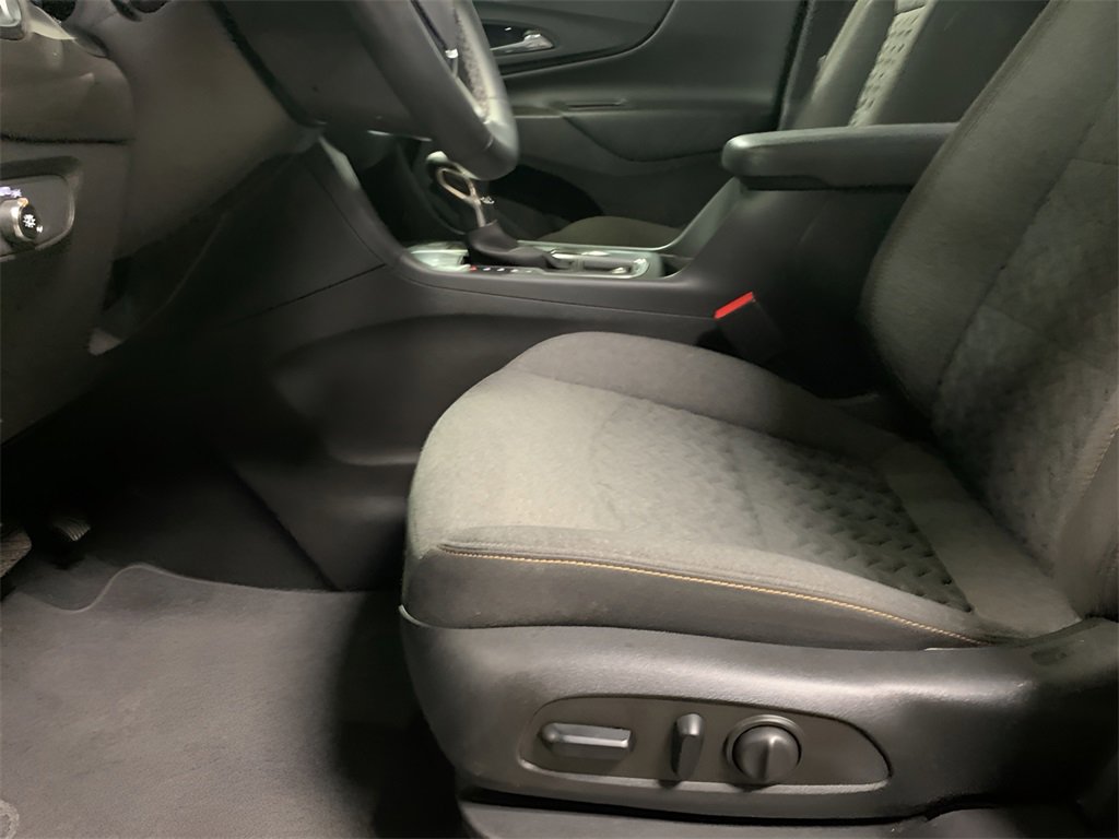 2023 Chevrolet Equinox LT photo 19