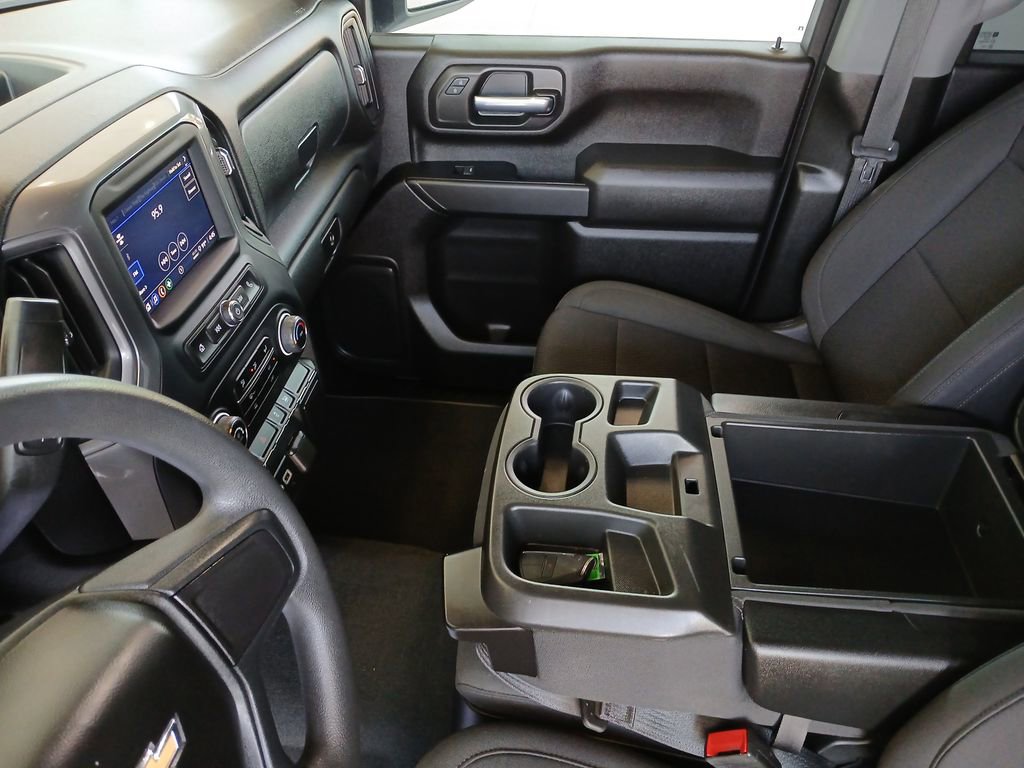 2024 Chevrolet Silverado 2500HD Custom photo 22