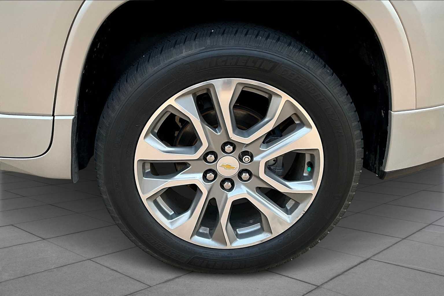 2019 Chevrolet Traverse Premier photo 9