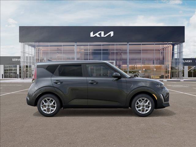 2025 Kia Soul LX photo 7