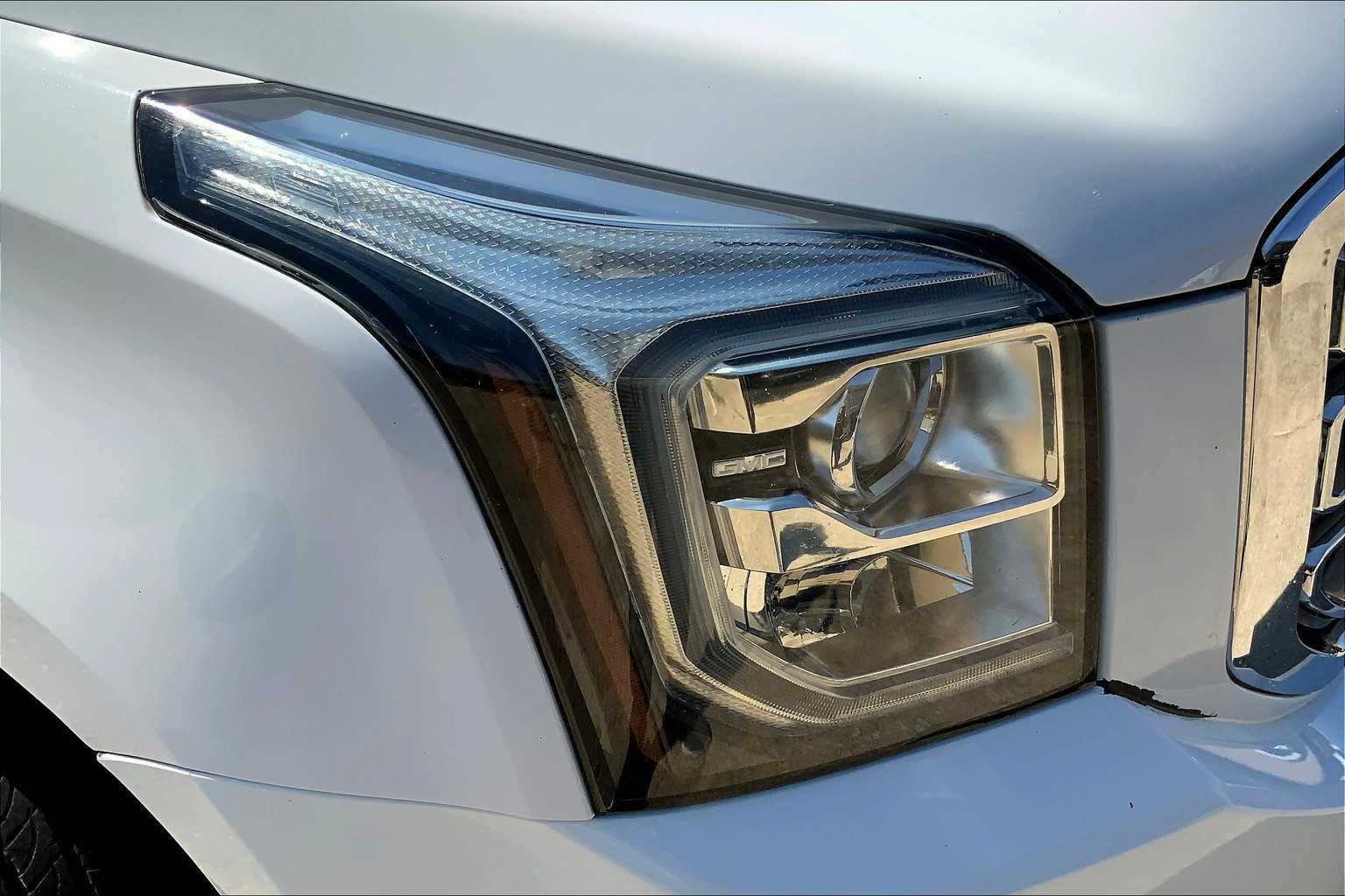 2020 Gmc Yukon XL SLT photo 26