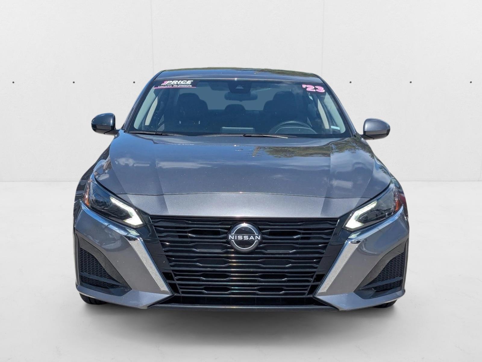 2023 Nissan Altima 2.5 SV photo 2