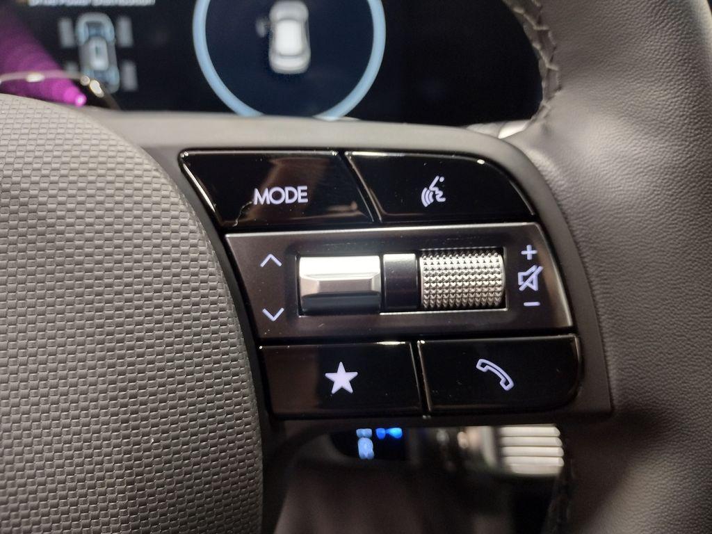 2025 Hyundai Ioniq 5 photo 25