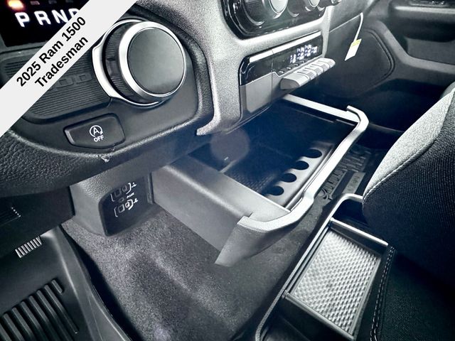 2025 Ram 1500 Tradesman photo 37
