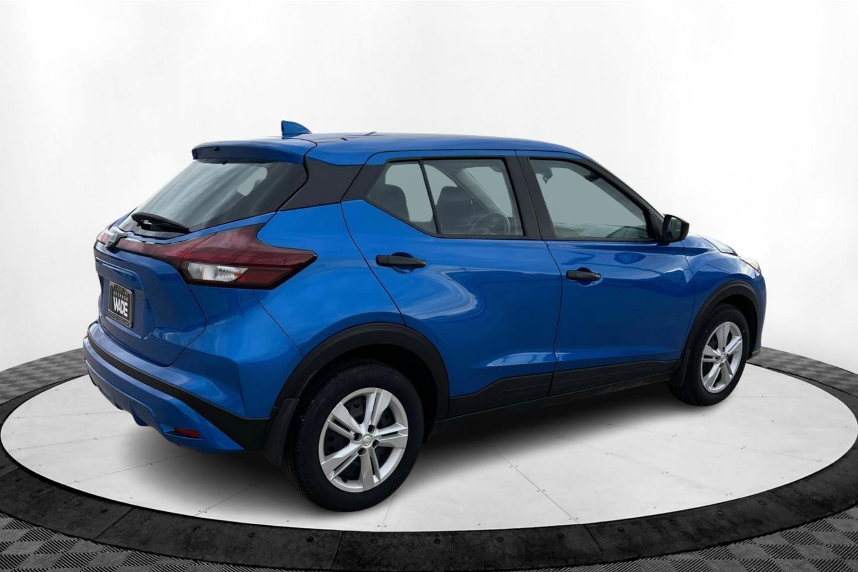 2025 Nissan Kicks Play S photo 4