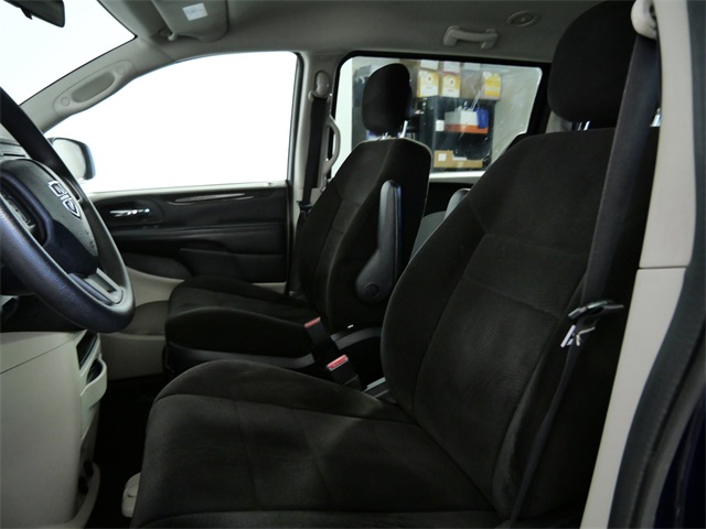 2012 Dodge Grand Caravan SE photo 16