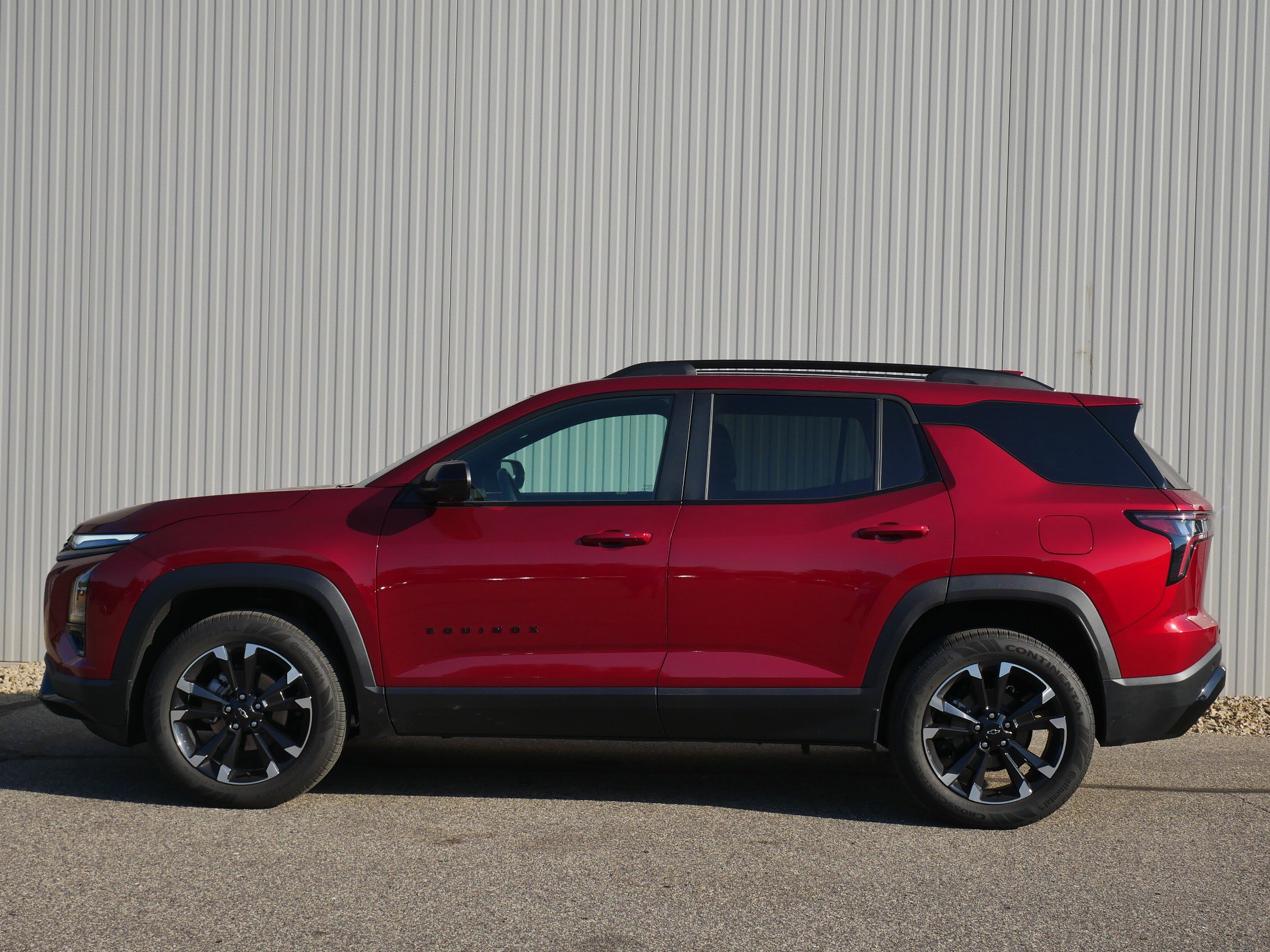 Used 2025 Chevrolet Equinox RS with VIN 3GNAXTEGXSL141372 for sale in Hastings, Minnesota