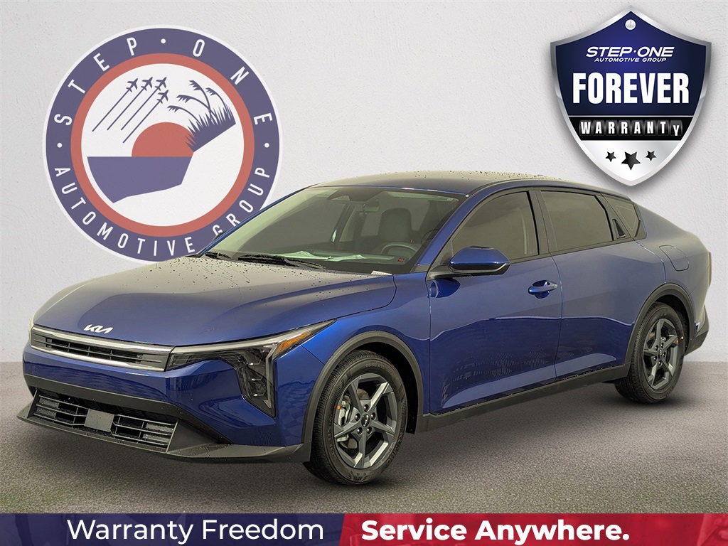 2025 Kia K4 LXS's photo