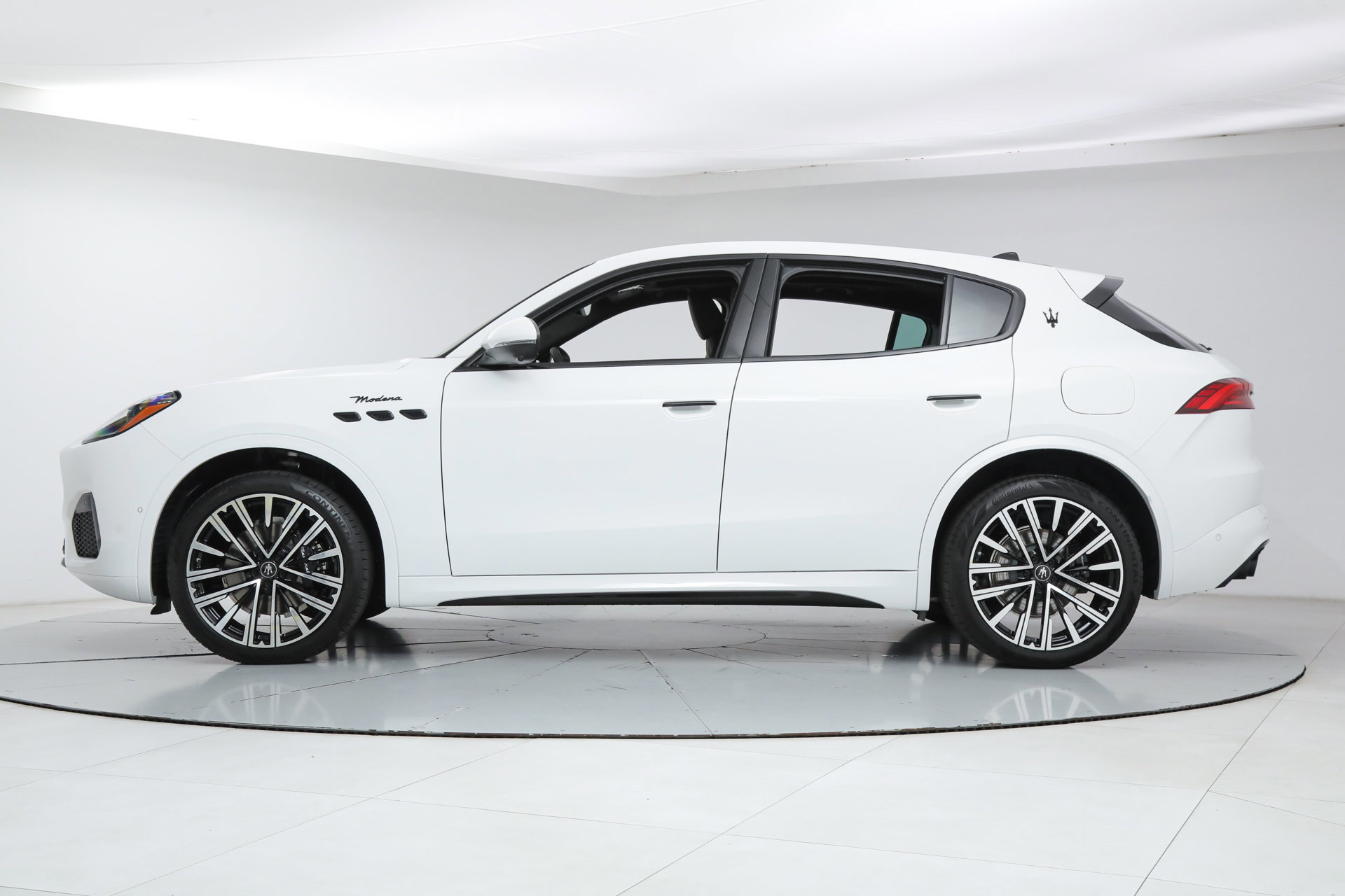 2025 Maserati Grecale Modena photo 2