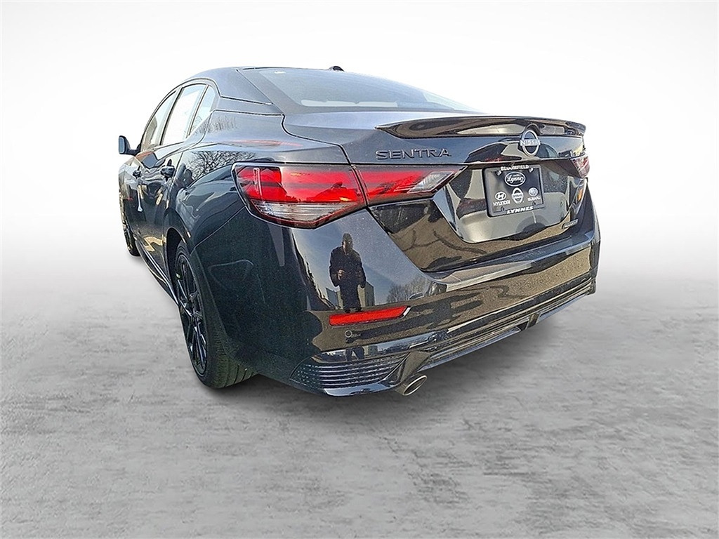 2025 Nissan Sentra SR Midnight Edition photo 2