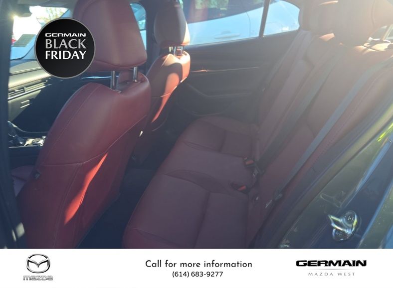 2025 Mazda Mazda3 2.5 s Carbon photo 3