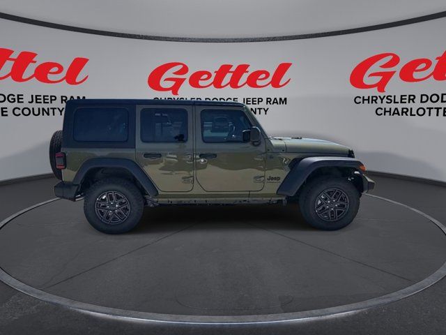 2025 Jeep Wrangler photo 9