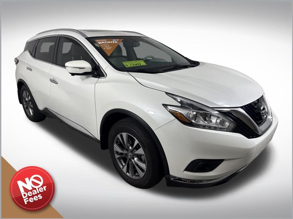2015 Nissan Murano SL's photo