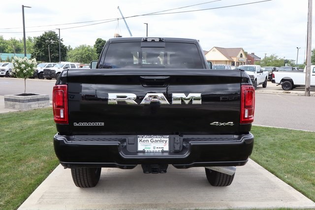 2025 Ram 2500 Laramie photo 33