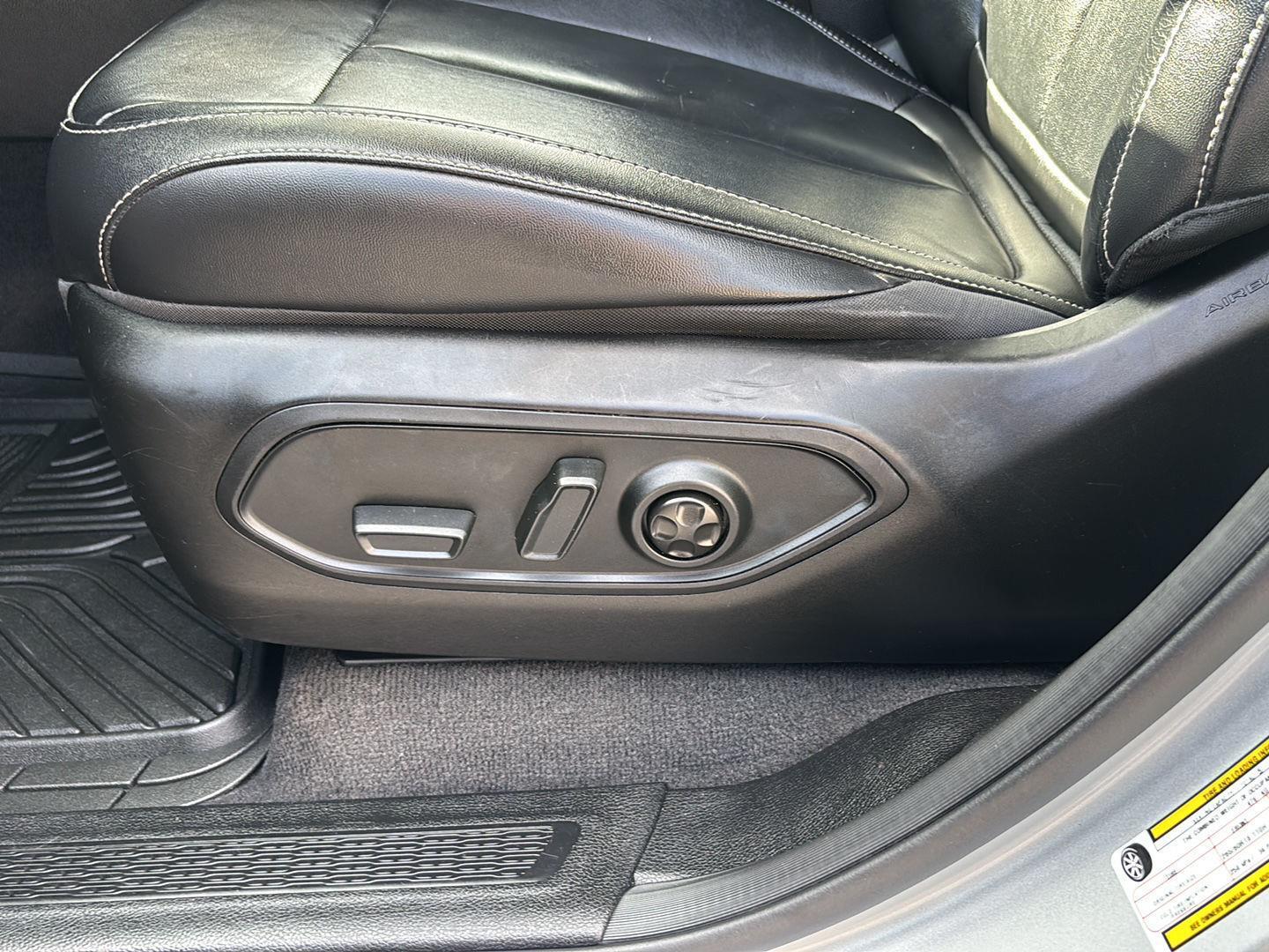 2022 Jeep Grand Cherokee Limited photo 14