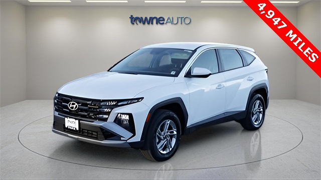 2025 Hyundai Tucson SE's photo