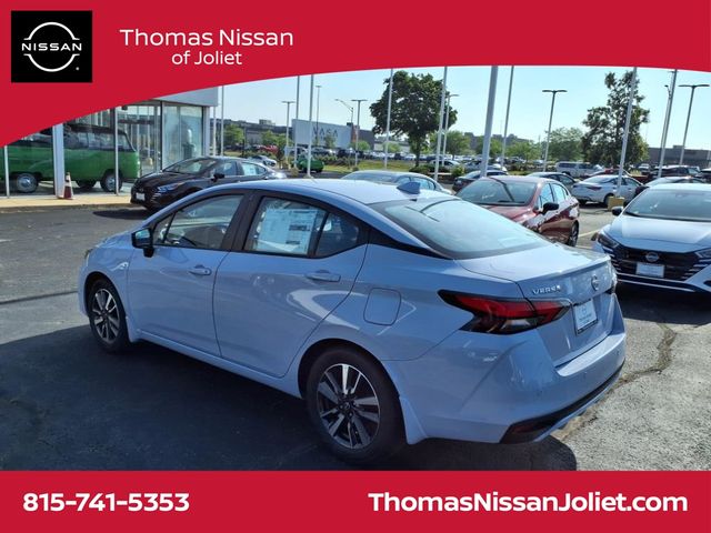 2025 Nissan Versa 1.6 SV photo 3