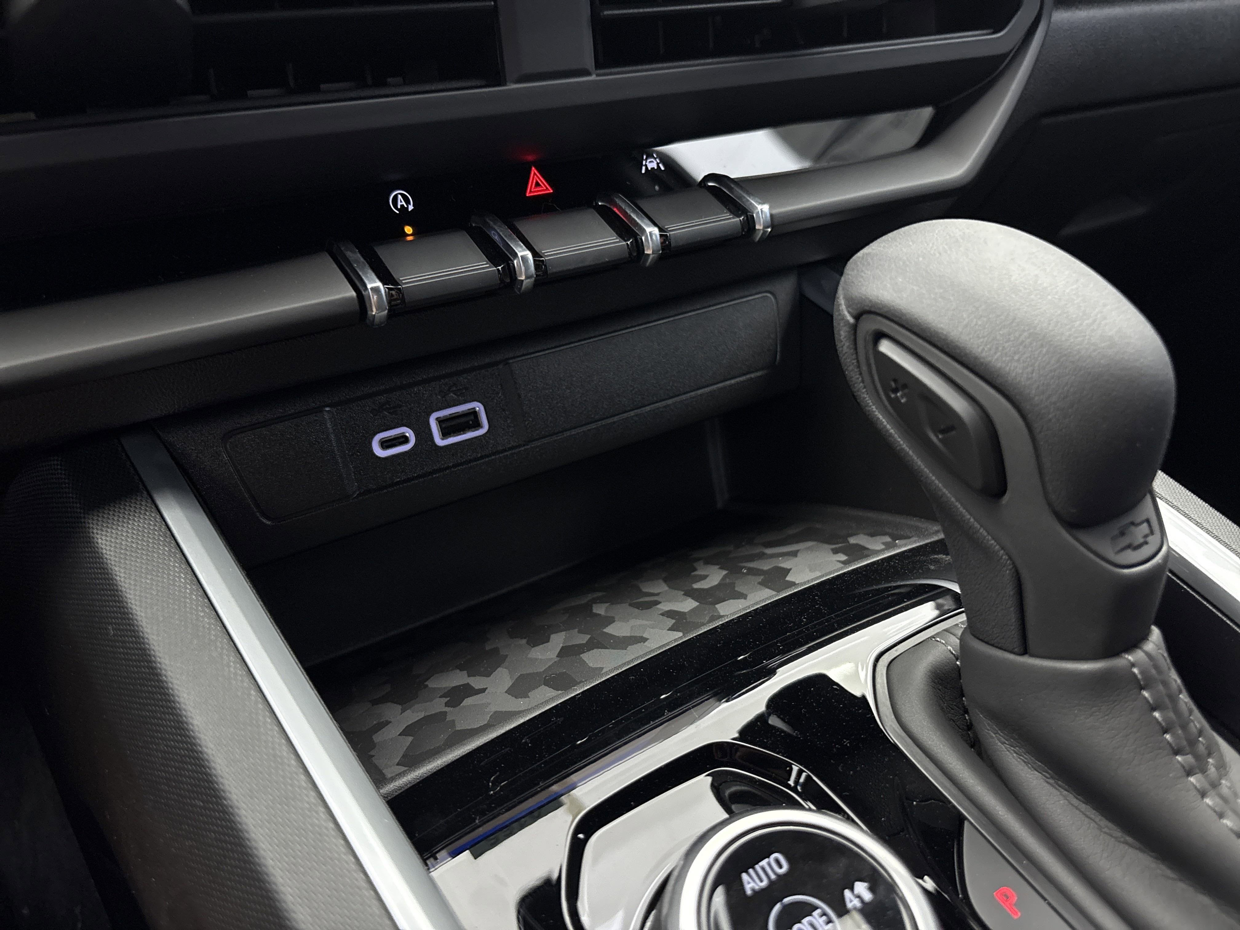2026 Chevrolet Colorado Trail Boss photo 16