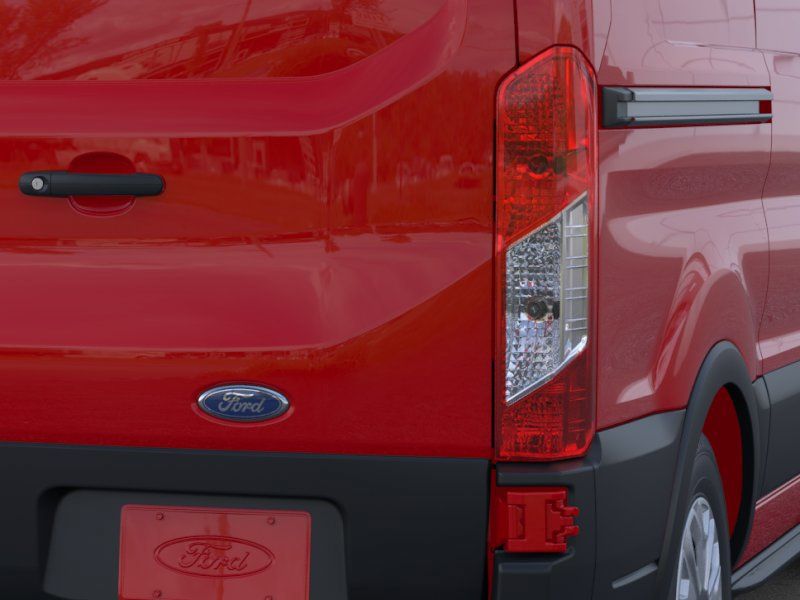 2025 Ford Transit photo 18