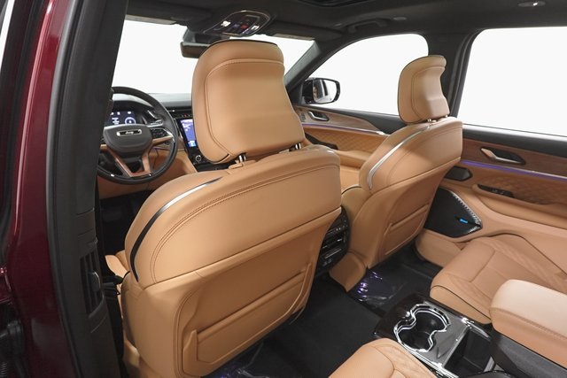 2025 Jeep Grand Cherokee L Summit Reserve photo 24