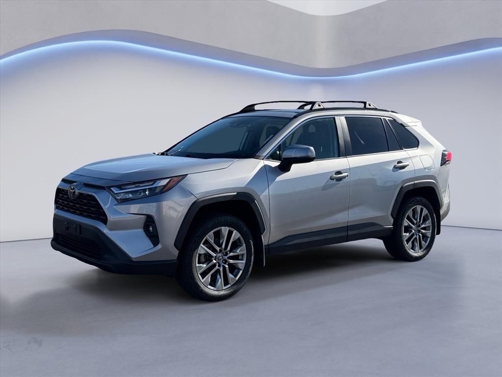 2023 Toyota RAV4 XLE Premium's photo