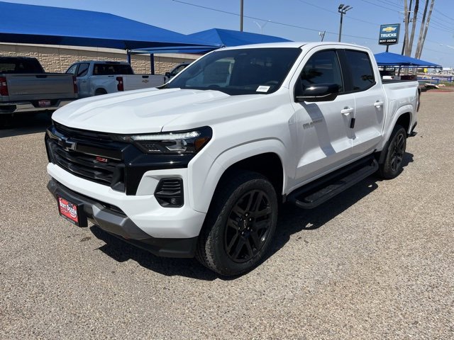 2025 Chevrolet Colorado Z71 photo 3
