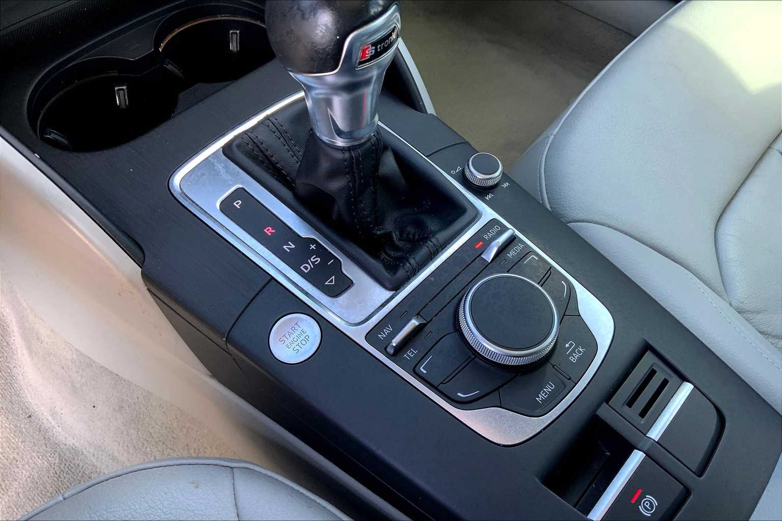 2015 Audi A3 1.8T Premium Plus photo 30