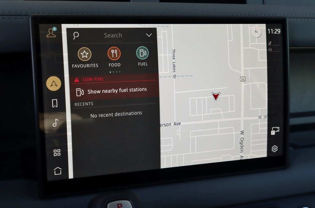 2025 LAND ROVER DEFENDER - Image 27