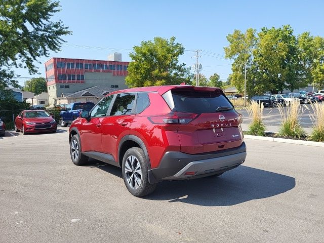 2023 Nissan Rogue SV photo 5