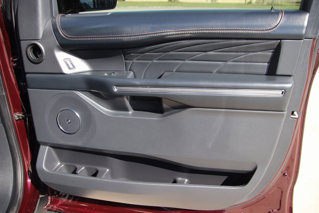 2023 Ford Expedition Platinum photo 20