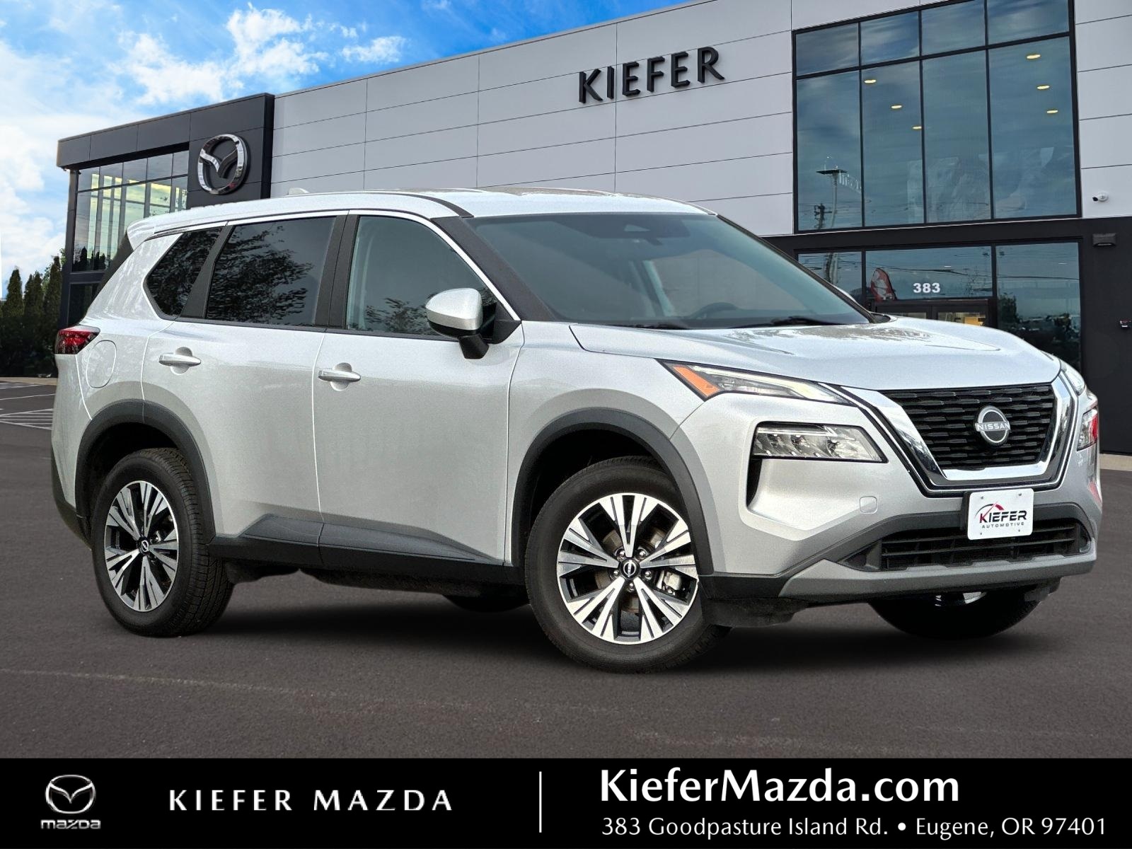 2023 Nissan Rogue SV's photo