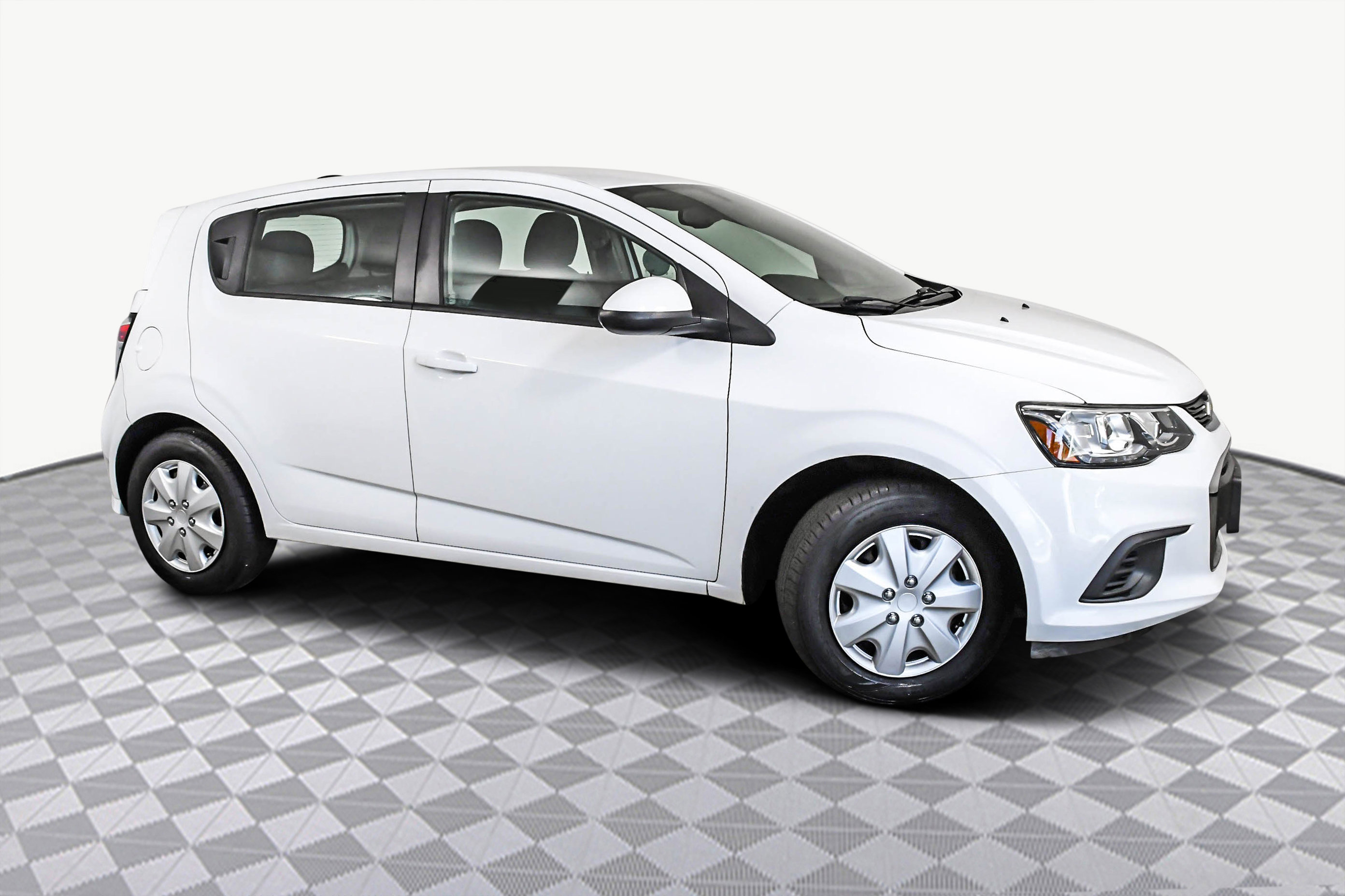 2017 Chevrolet Sonic LT