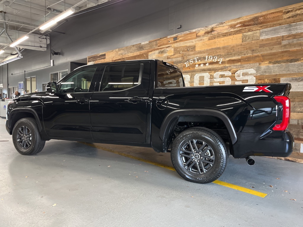2023 Toyota Tundra SR5 photo 14