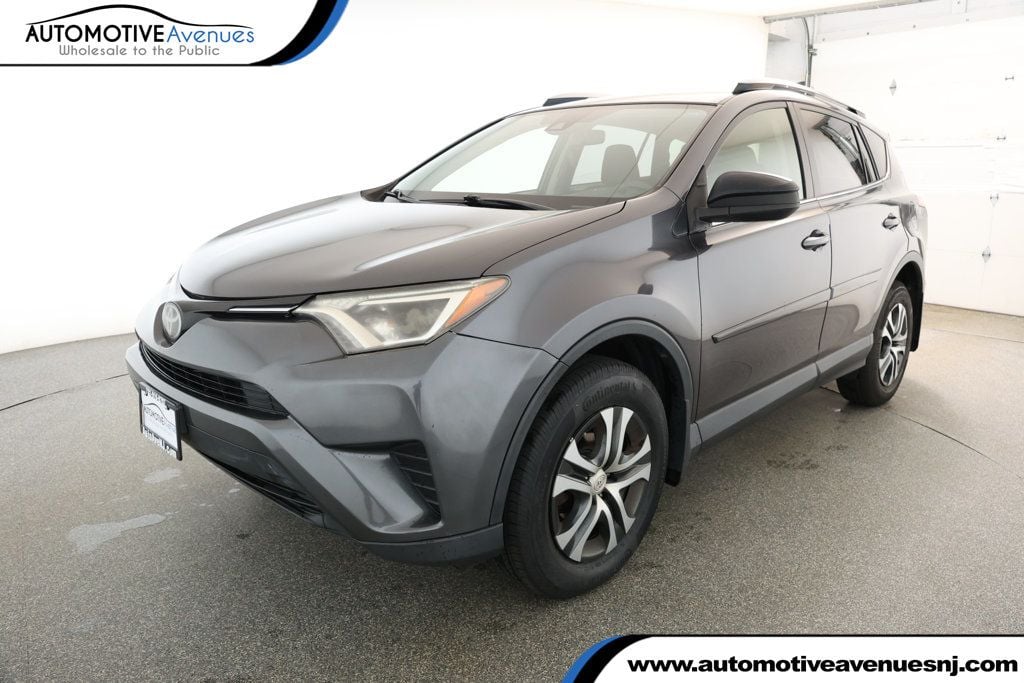 2017 Toyota RAV4 LE