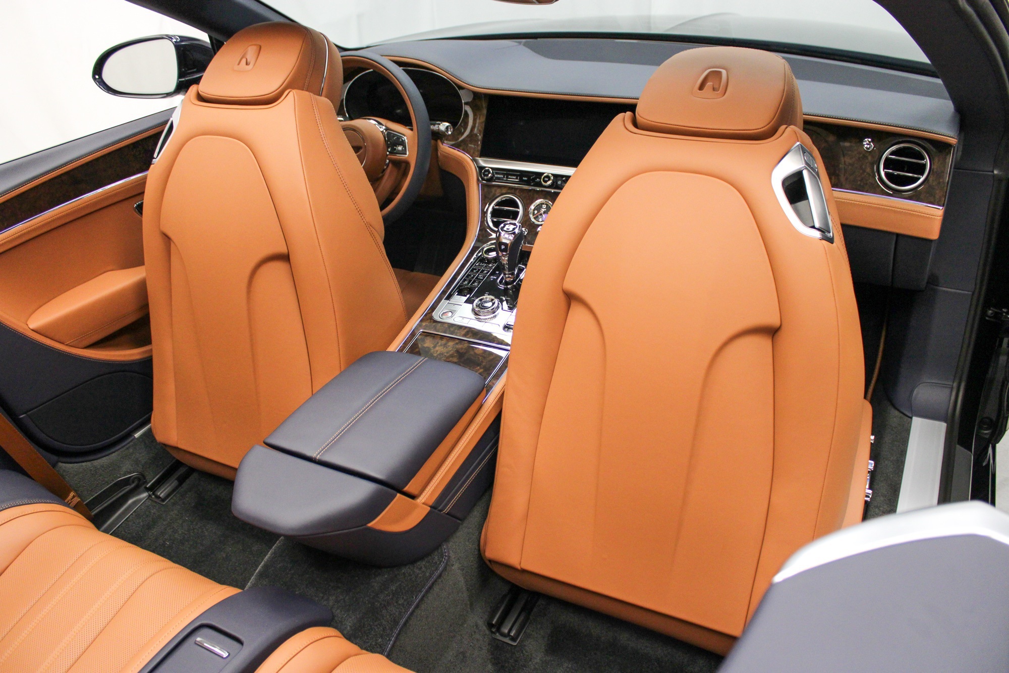 2026 Bentley Continental GTC photo 31